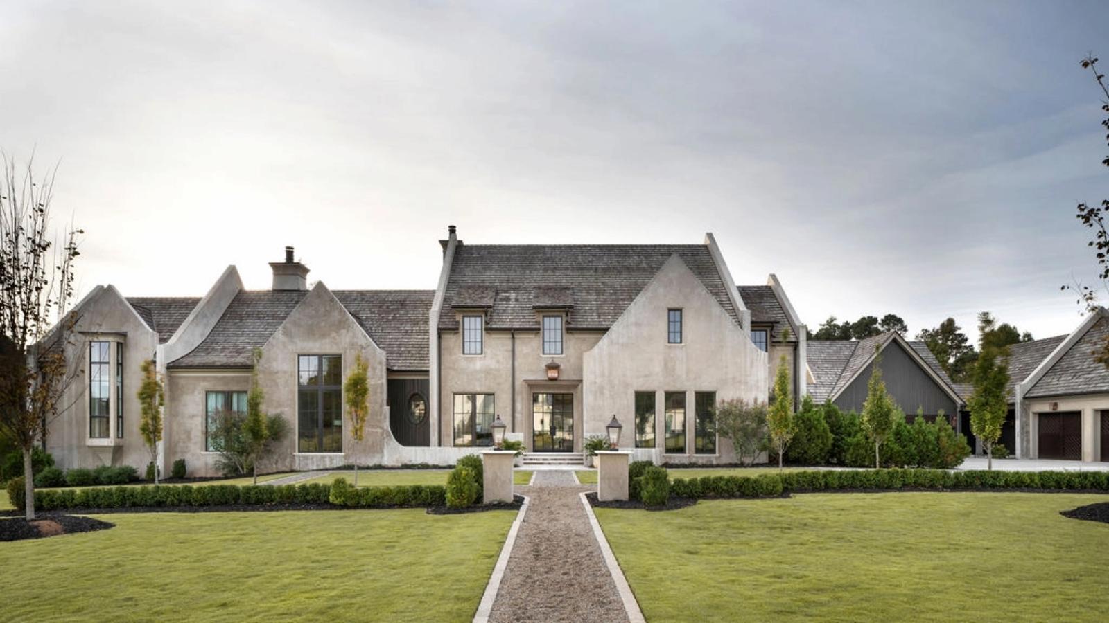 A LMA Kennesaw Front Exterior